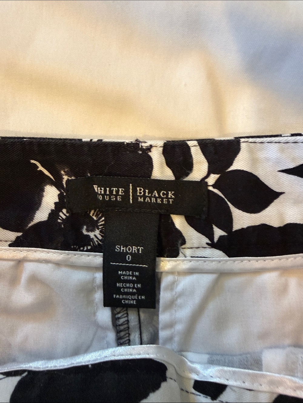 White House Black Market Black & White Floral  Shorts - Picture 2 of 6
